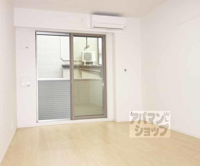 【ザ・コンフォート】間取