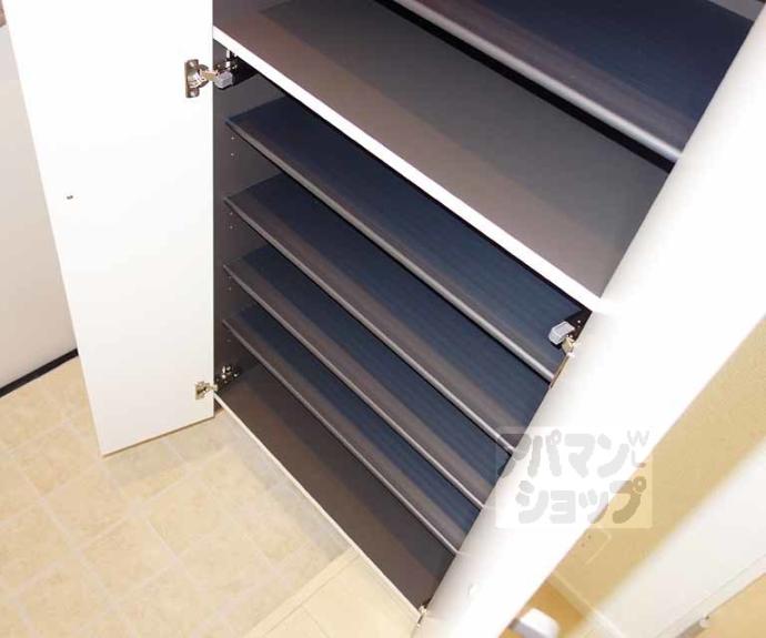 【ザ・コンフォート】間取