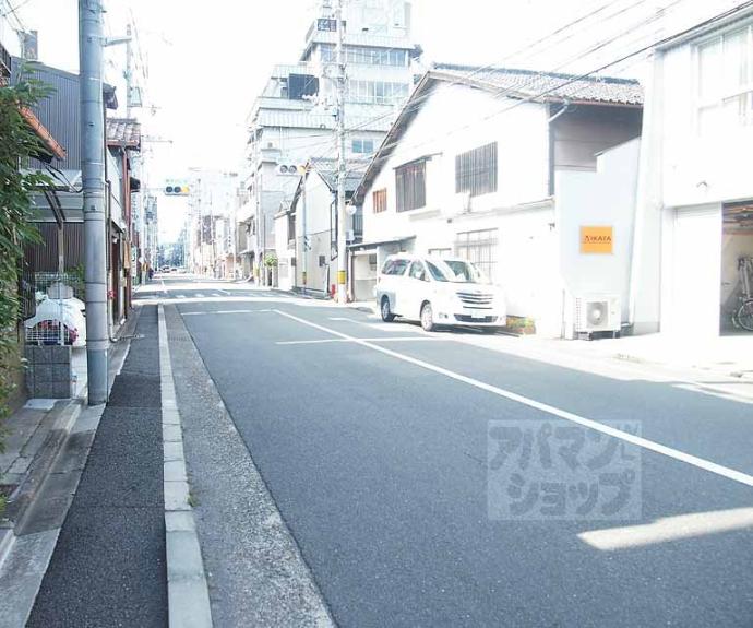 【アミティエ六条】間取