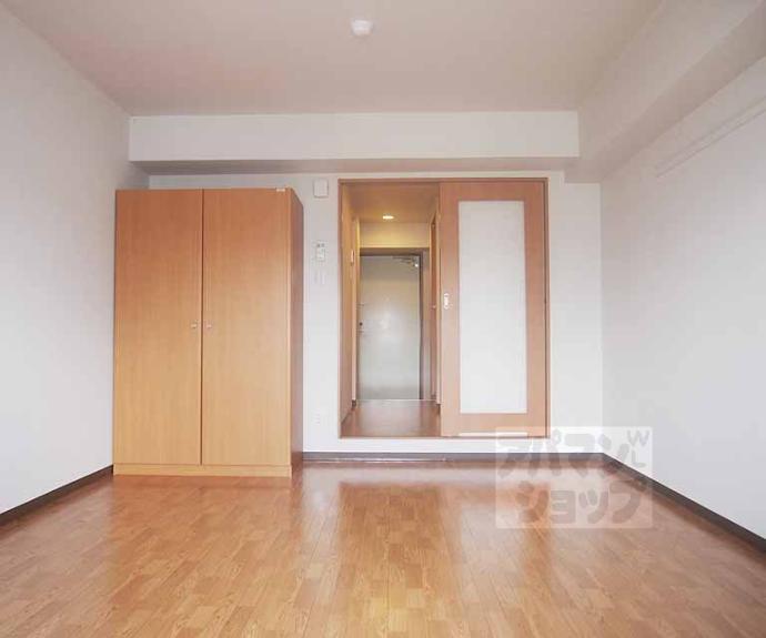 【アミティエ六条】間取