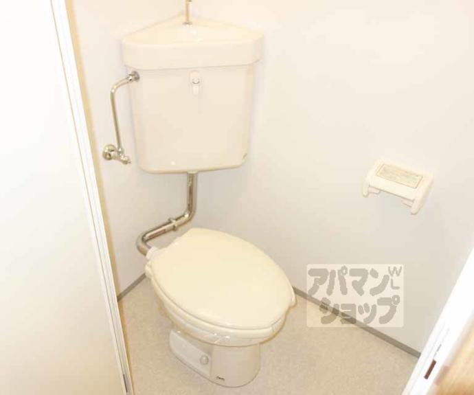 【アミティエ六条】間取