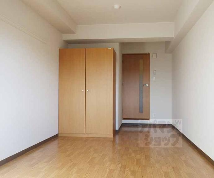 【アミティエ六条】間取