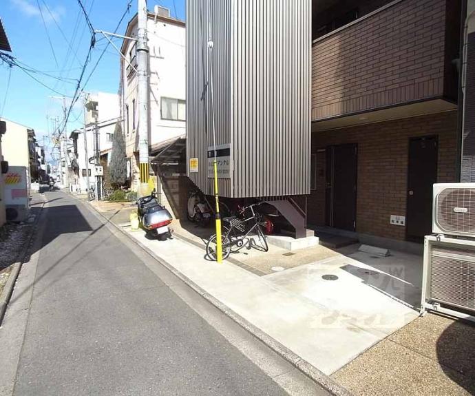 【アンクル丹波口】間取
