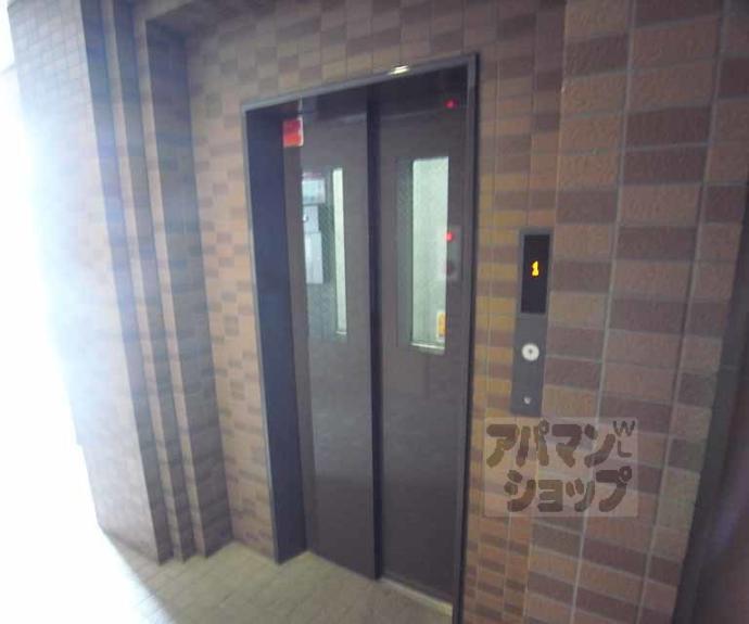 【アーバンコート・まはたぎ】間取
