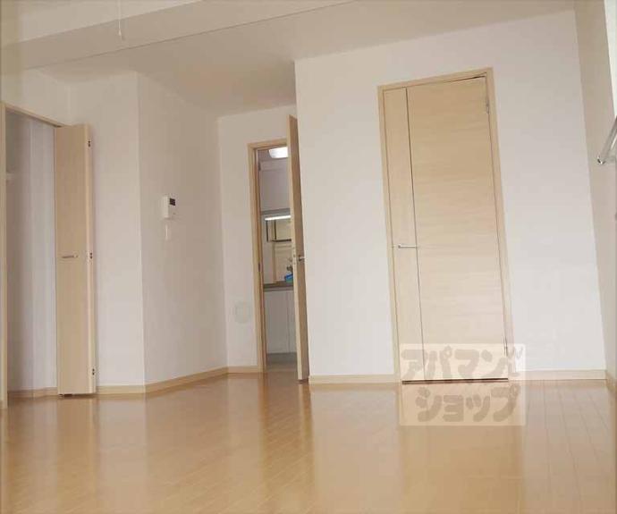 【ラフィーネ　葛野】間取