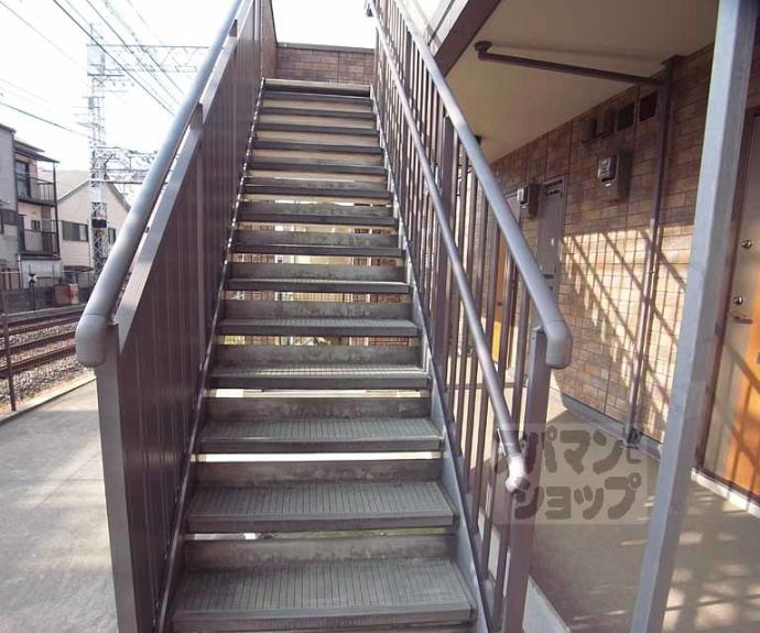 【ソレイユ稲荷】間取