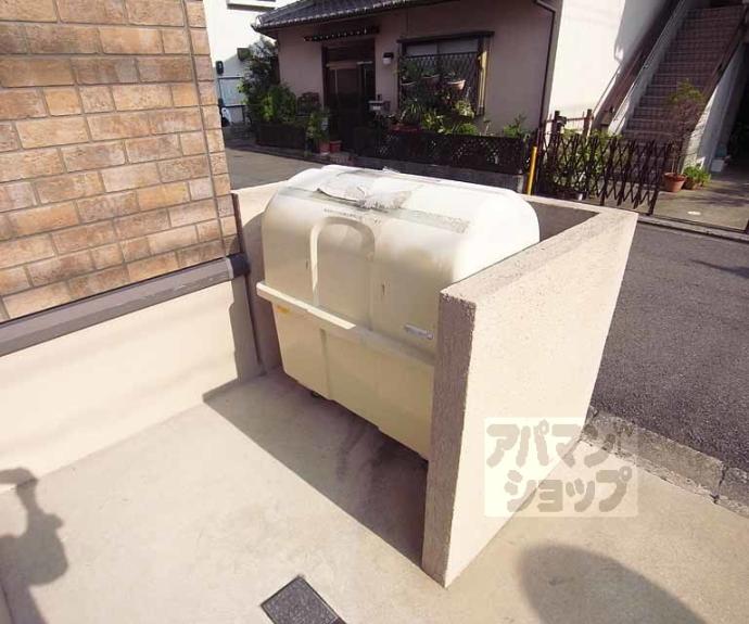 【ソレイユ稲荷】間取