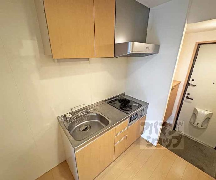 【ソレイユ稲荷】間取