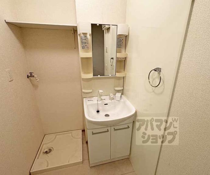 【ソレイユ稲荷】間取