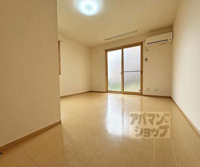 【ソレイユ稲荷】間取