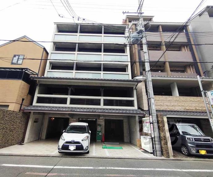 【ルクラ京都三条油小路】間取