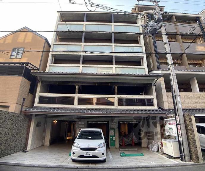 【ルクラ京都三条油小路】間取