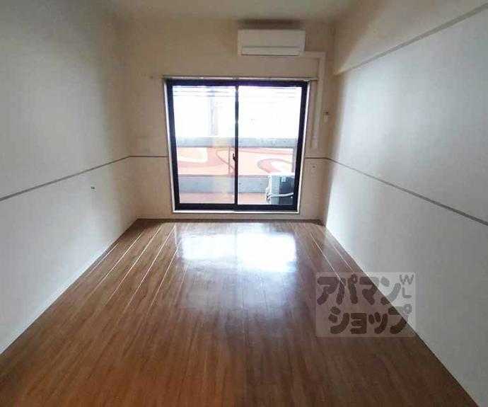 【ルクラ京都三条油小路】間取