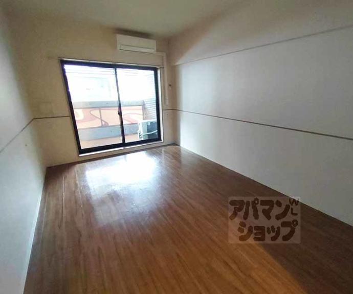 【ルクラ京都三条油小路】間取