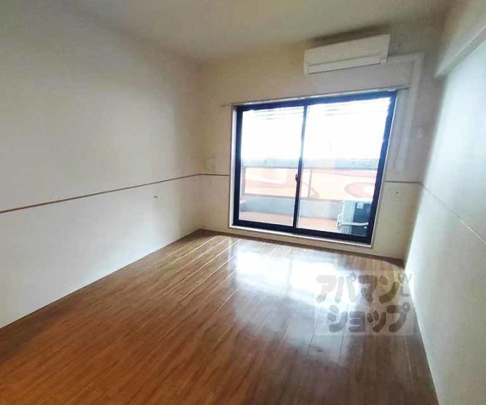 【ルクラ京都三条油小路】間取