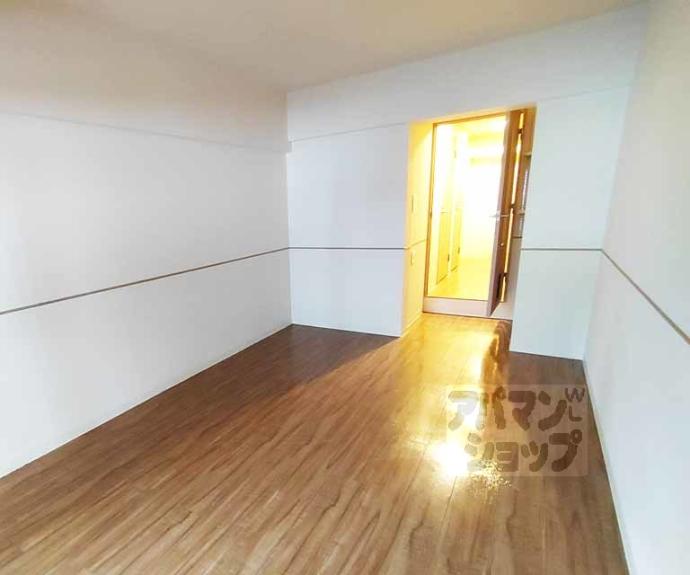 【ルクラ京都三条油小路】間取