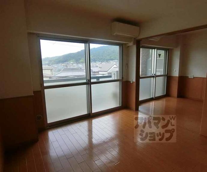 【シュシュパルク山陵】間取