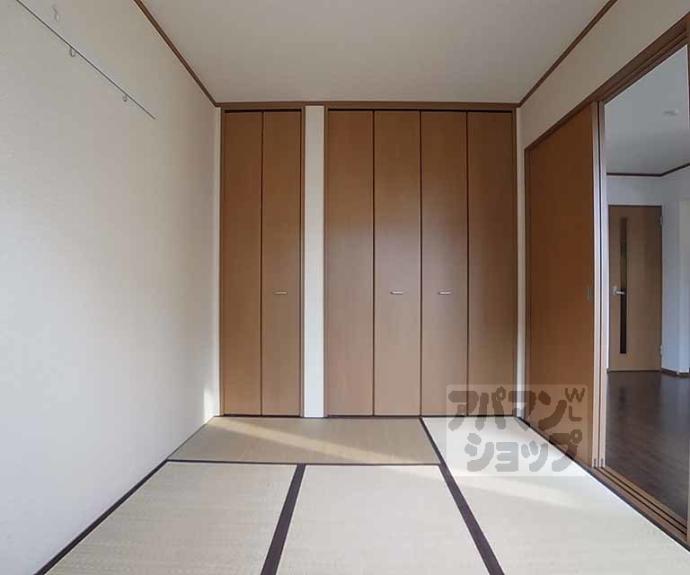 【ヘーベルヒルズ西向日】間取