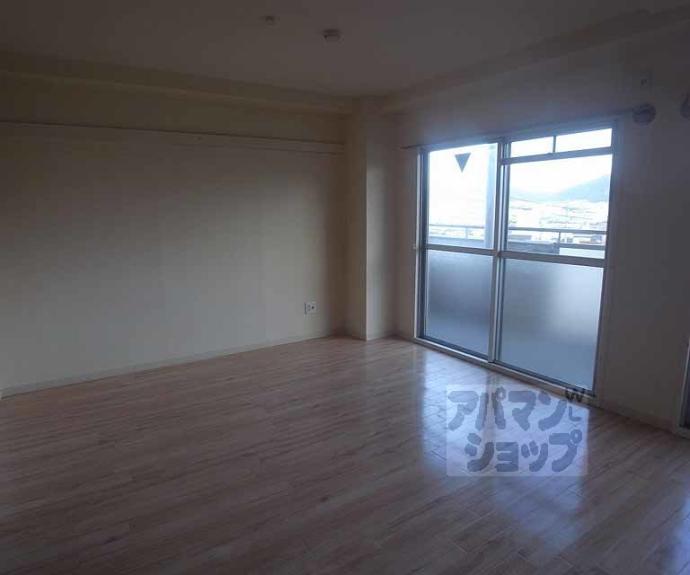 【ロイヤルハイツ秀】間取