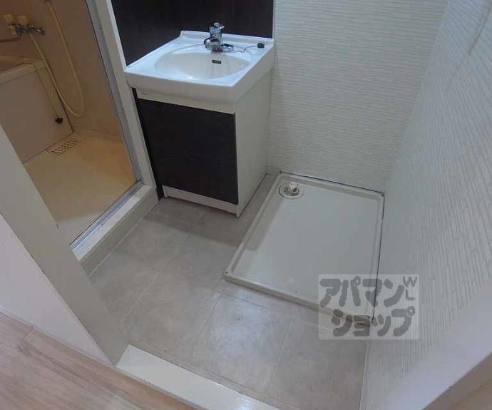 【ロイヤルハイツ秀】間取