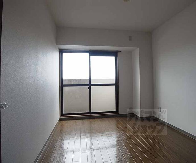 【パレグランシャリオ】間取