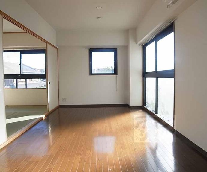 【ランブラス南長岡京】間取