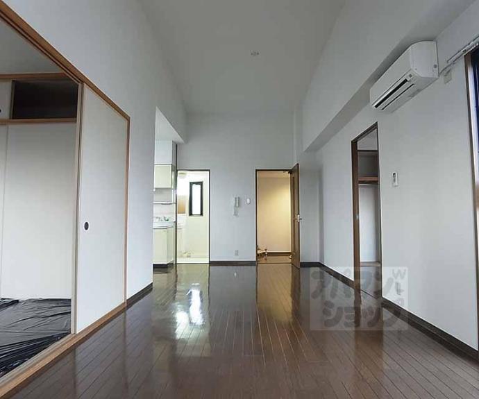 【ランブラス南長岡京】間取