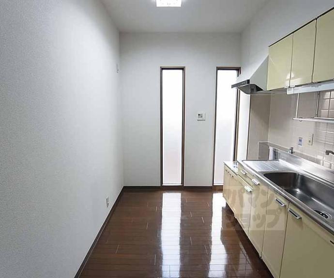 【ランブラス南長岡京】間取