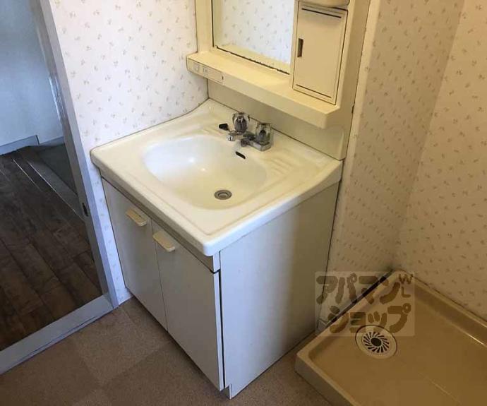 【ハイツ山茶花】