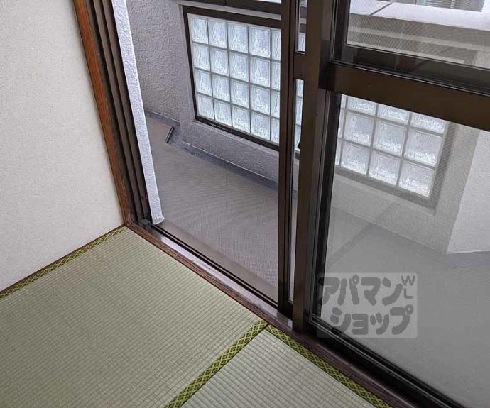 【ロイヤルフラワーマンション】間取