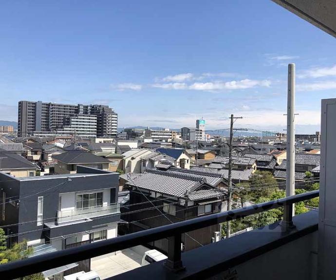 【ロイヤルフラワーマンション】間取