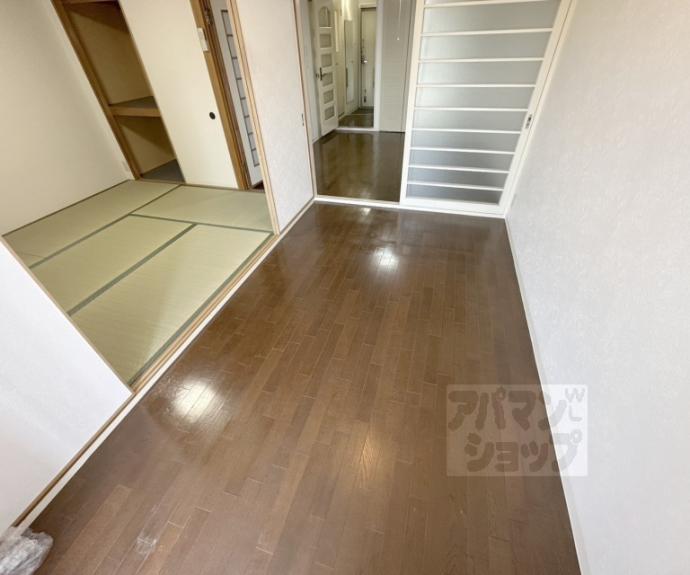 【グランドムール新丸太町】間取