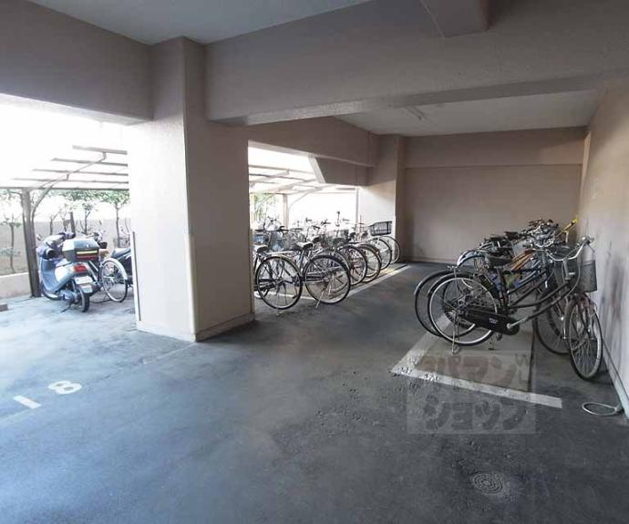 【ヴィーヴル長岡京】間取