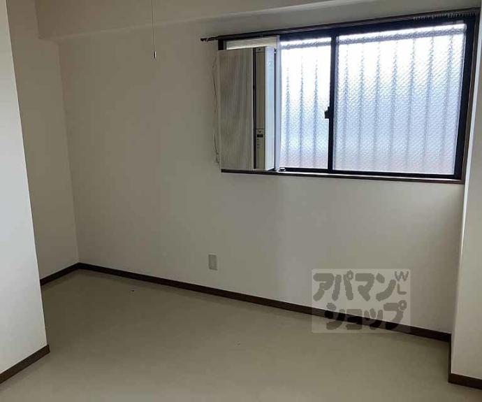 【ヴィーヴル長岡京】間取