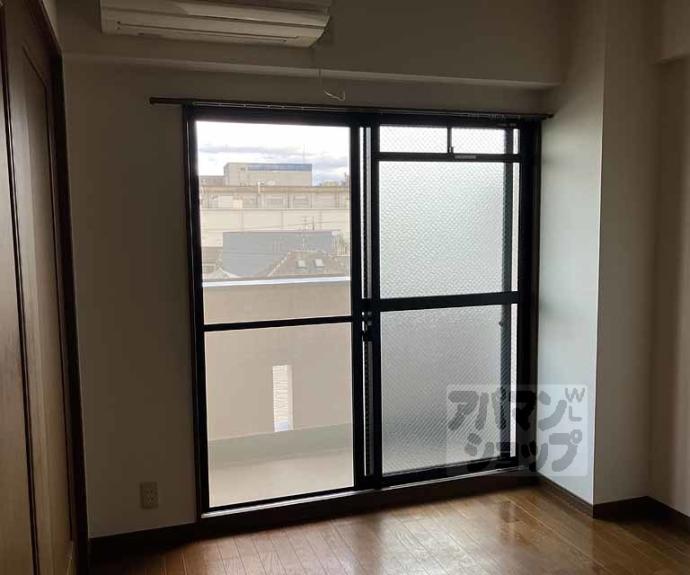 【ヴィーヴル長岡京】間取