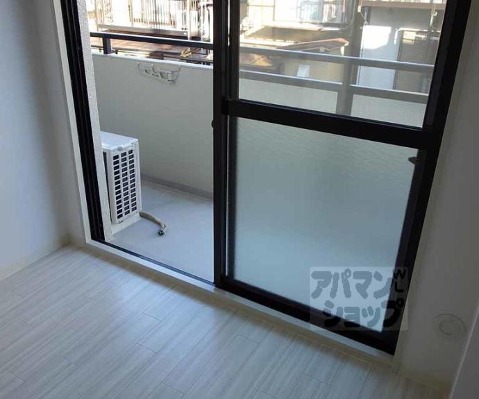 【コモド長岡京】間取