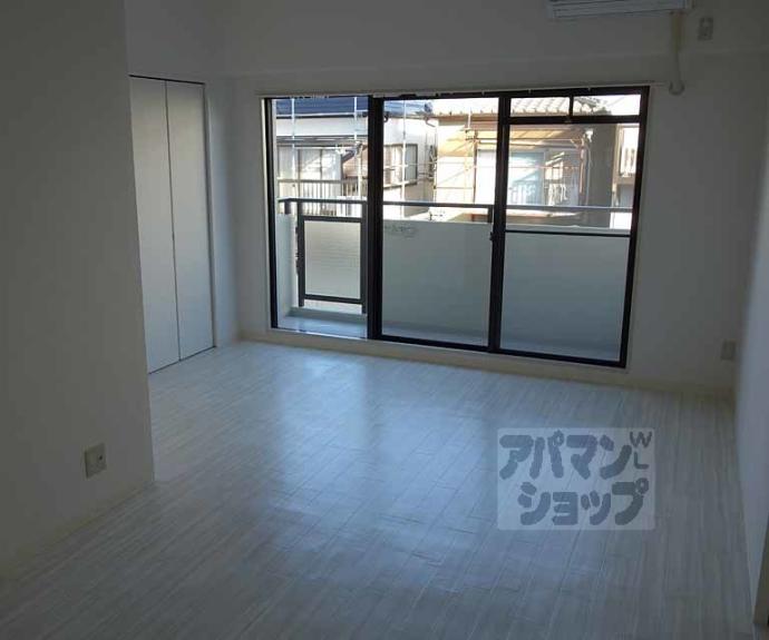 【コモド長岡京】間取