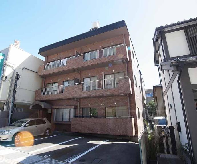 【コーポ紗羅】間取