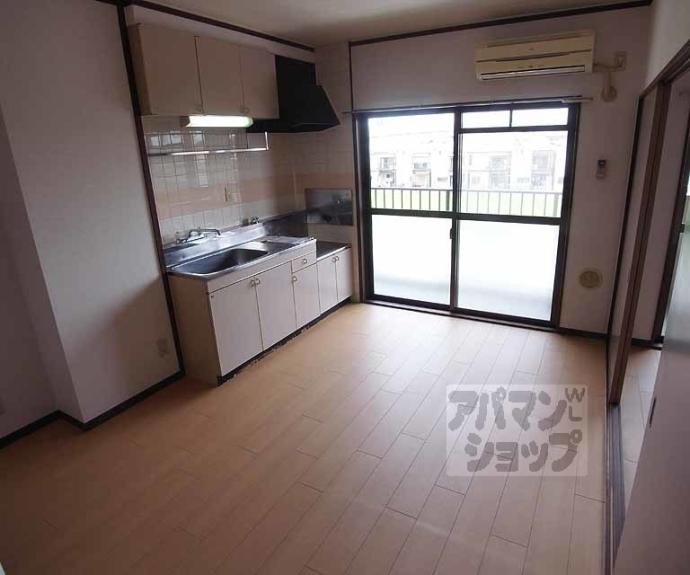 【アーバンハウス鴨川】間取