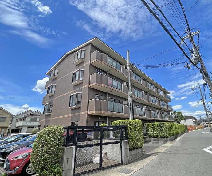 【ローレルコート五番館】間取