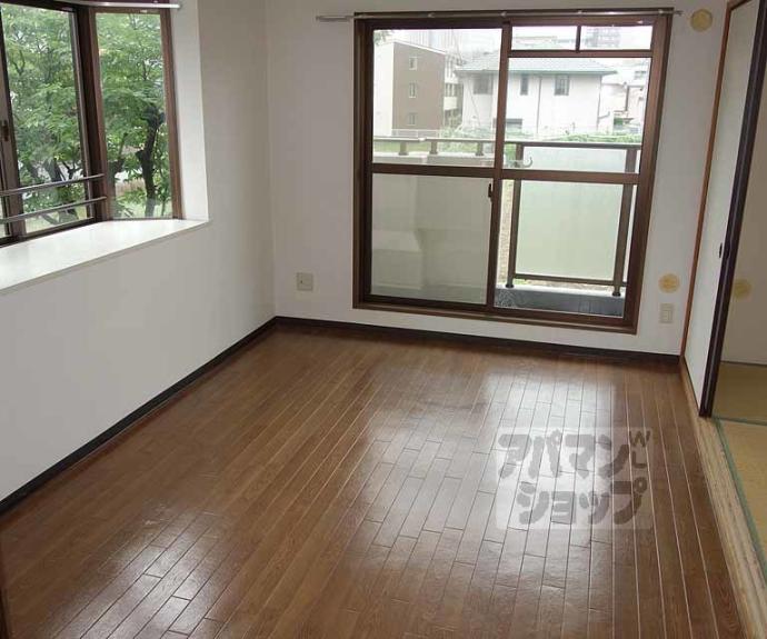 【ローレルコート五番館】間取