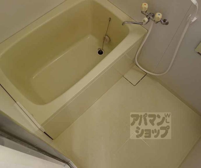 【ローレルコート五番館】間取