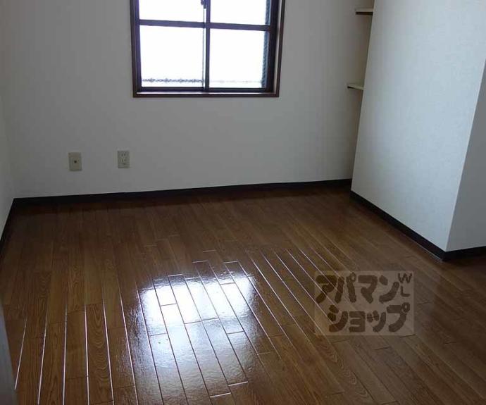 【ローレルコート五番館】間取