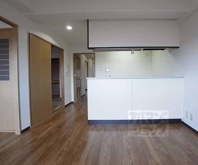 【アネーロ長岡京】間取