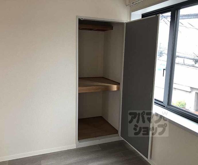 【ＬＡＲＵＣＨＥ（ラリッシュ）】間取