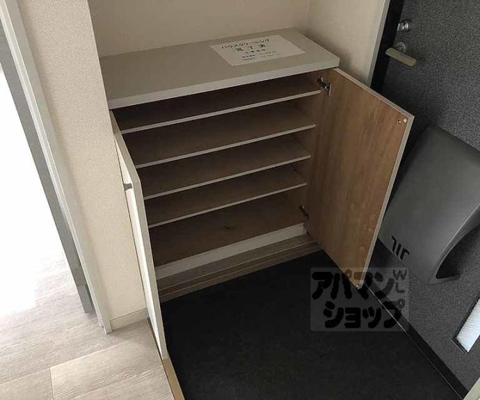 【ＬＡＲＵＣＨＥ（ラリッシュ）】間取