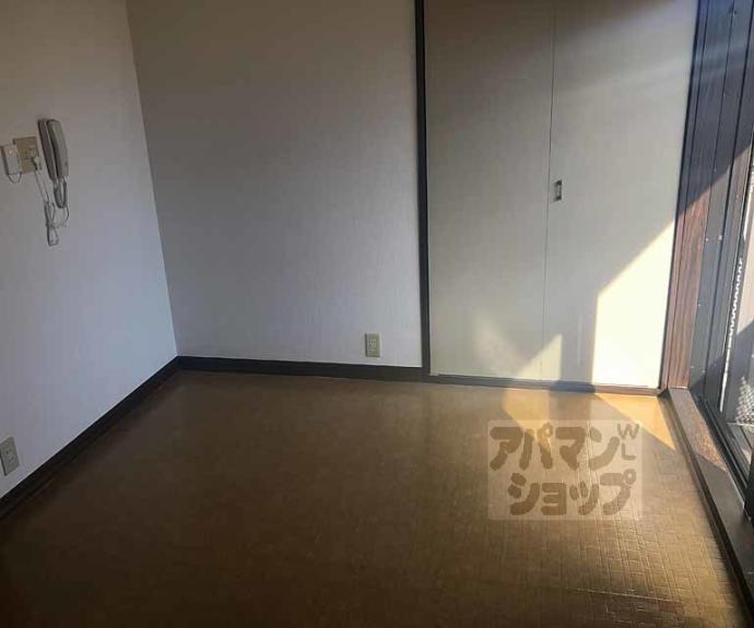 【ローレルコート壱番館】間取