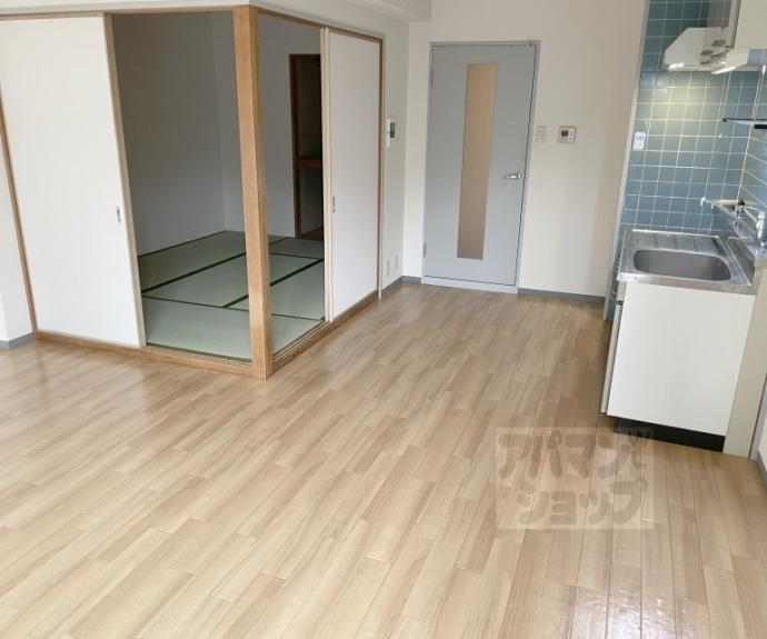 【レヴェンテ東向日】間取