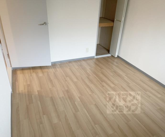 【レヴェンテ東向日】間取