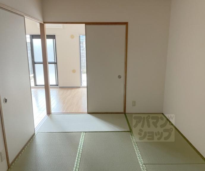 【レヴェンテ東向日】間取